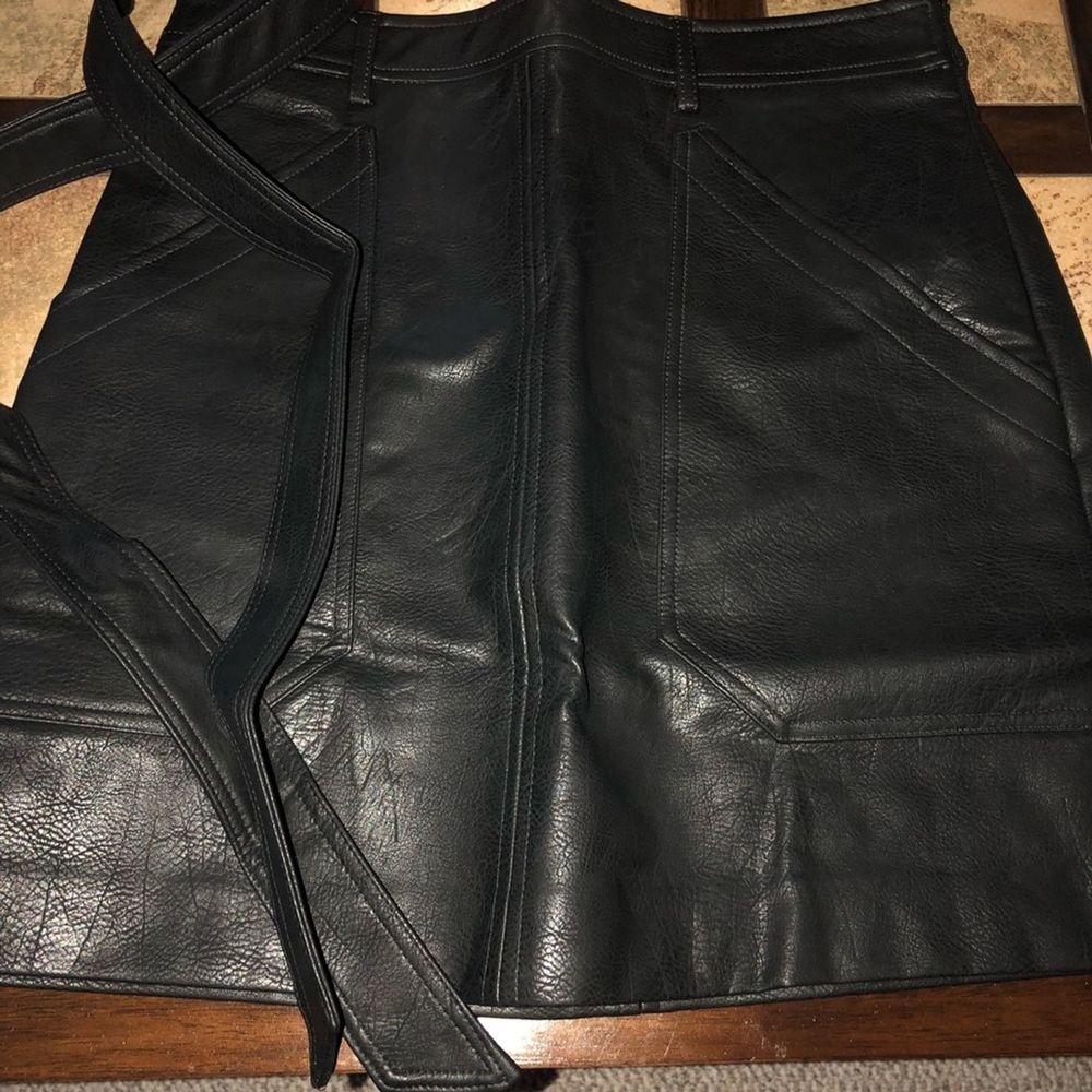 Faux Leather Skirt with Belt - Picture 6 of 8